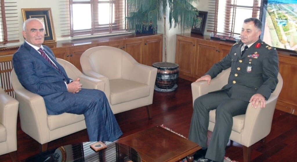 Komutan Ekinci'den Başkan Yılmaz'a ziyaret