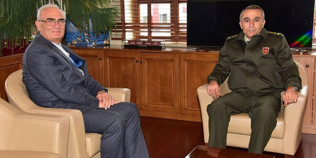 Komutandan Başkan Yılmaz’a iade-i ziyaret