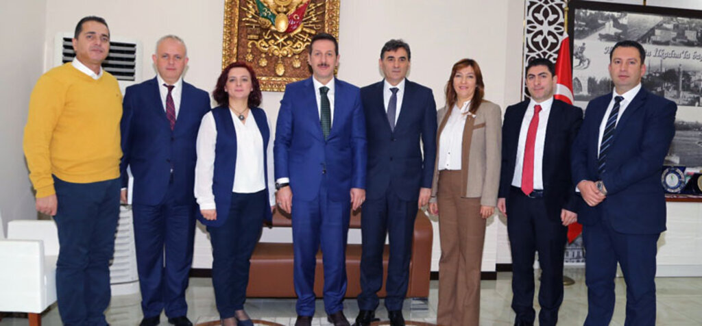 Kosovalı Bakan'dan Başkan Tok'a Kongre Teşekkürü