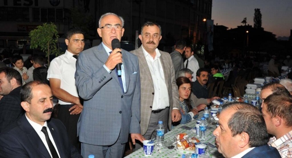 Ladik ilçesinde 2000 kişi iftarını birlikte açtı