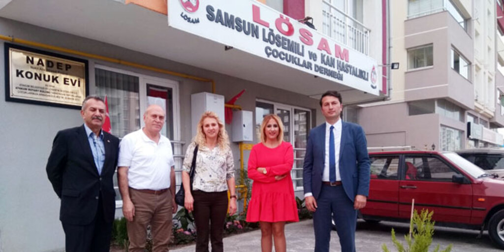 Lösemili Çocuklara Anlamlı Ziyaret