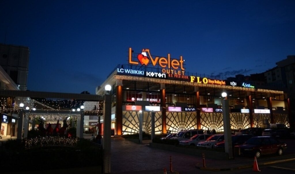 Lovelet Outlet’te Alışveriş Festivali Tüm Hızıyla Devam Ediyor