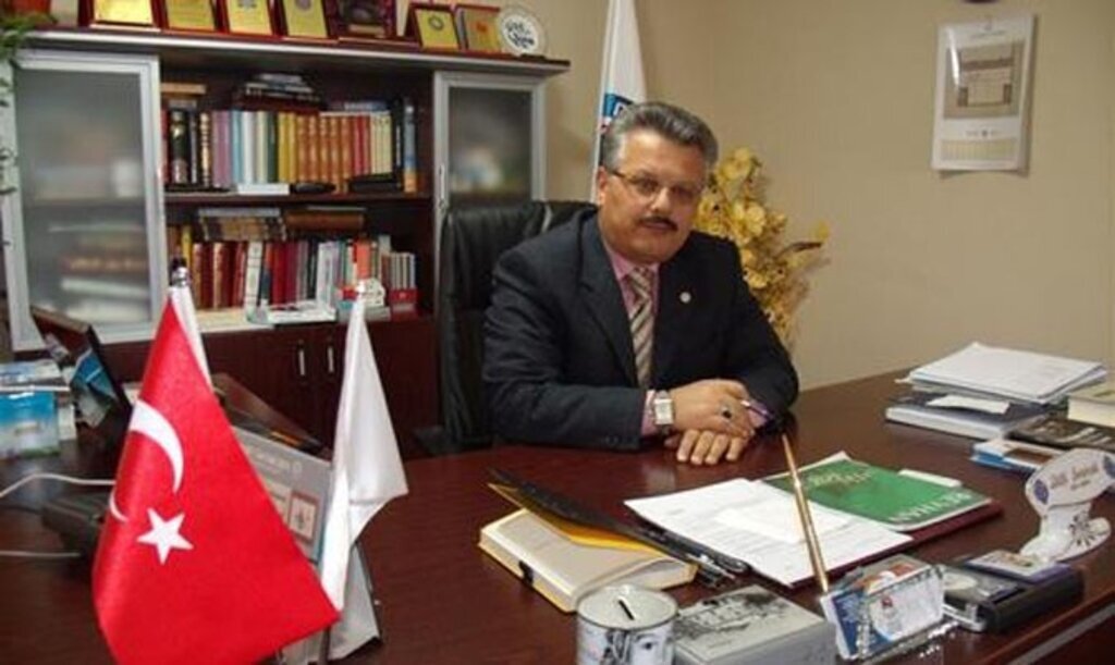 Lütfi Şenocak: Torba Yasa Üzdü