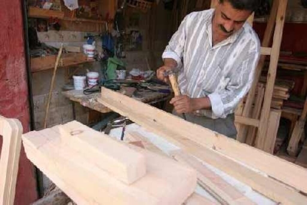 Marangozculuk ayakta kalma mücadelesi veriyor