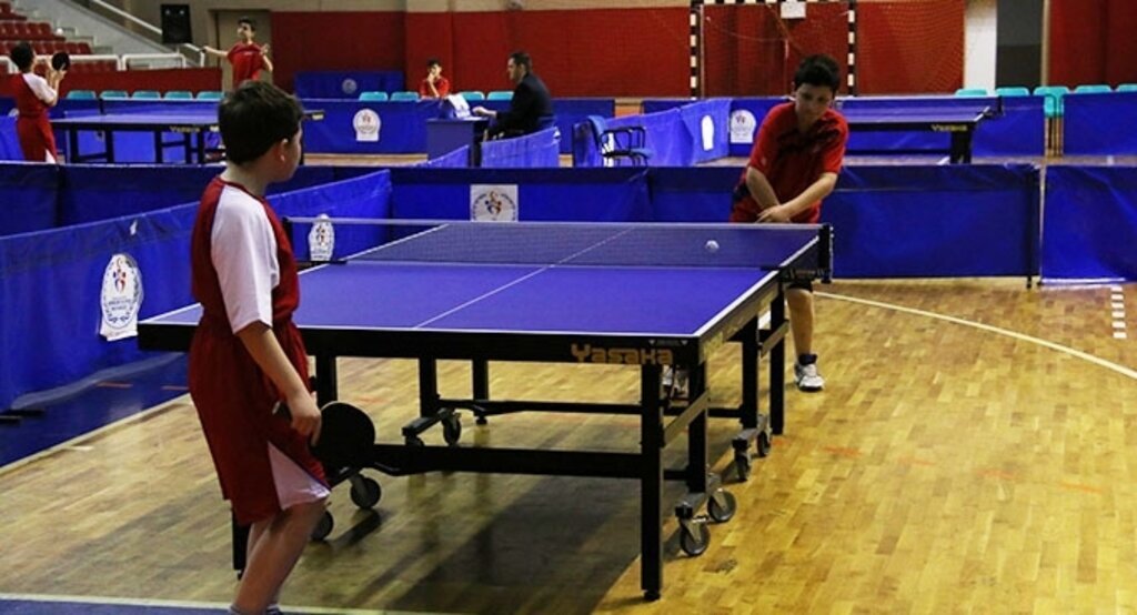 Masatenisi yıldızlar 1. klasman müsabakaları yapıldı