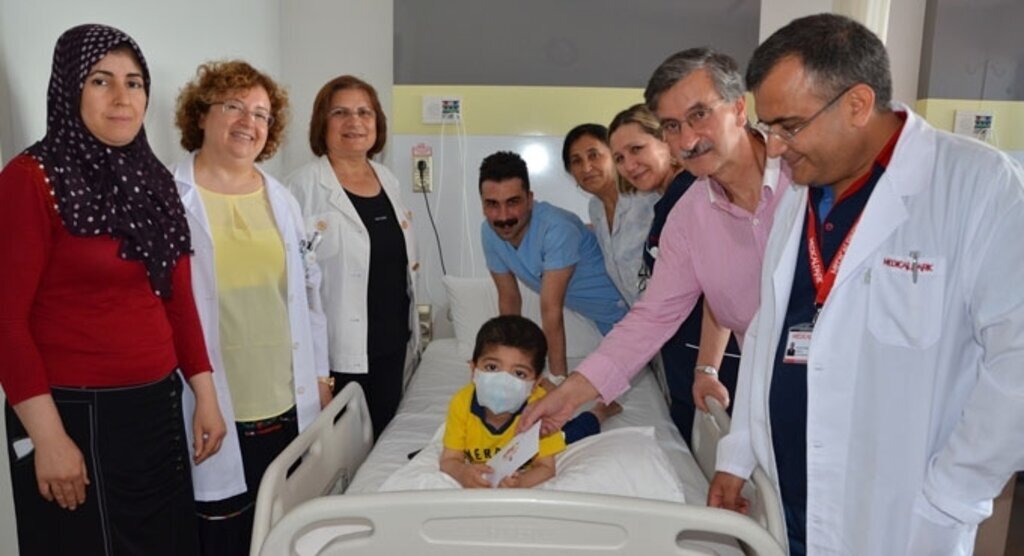 Medical Park Hematoloji Servisi'nde bayram coşkusu