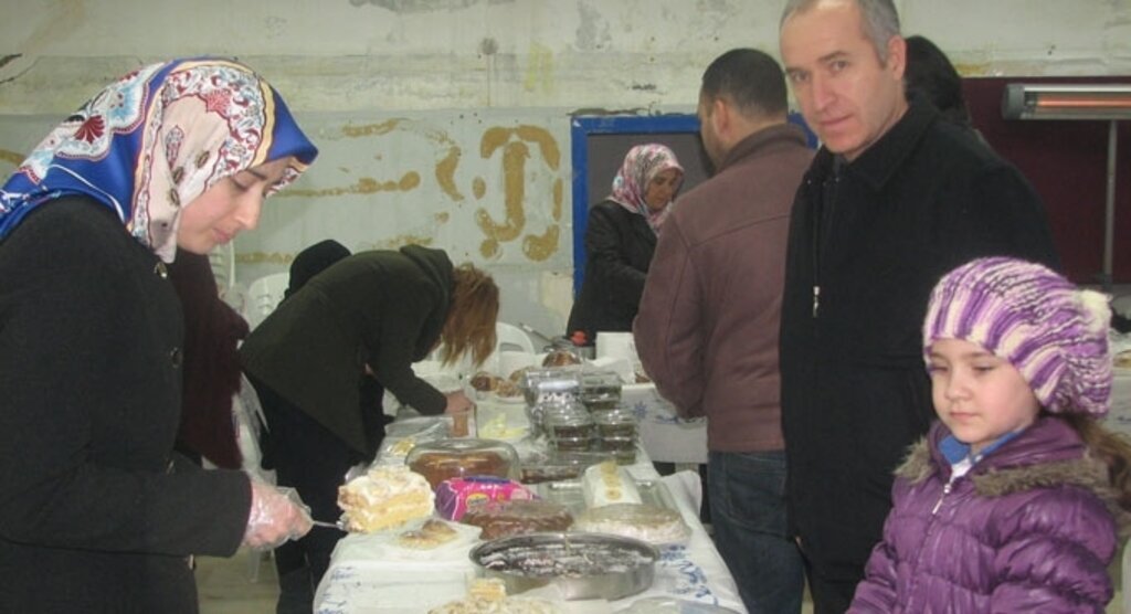 Merzifon'da Suriyeli mülteciler yararına kermes