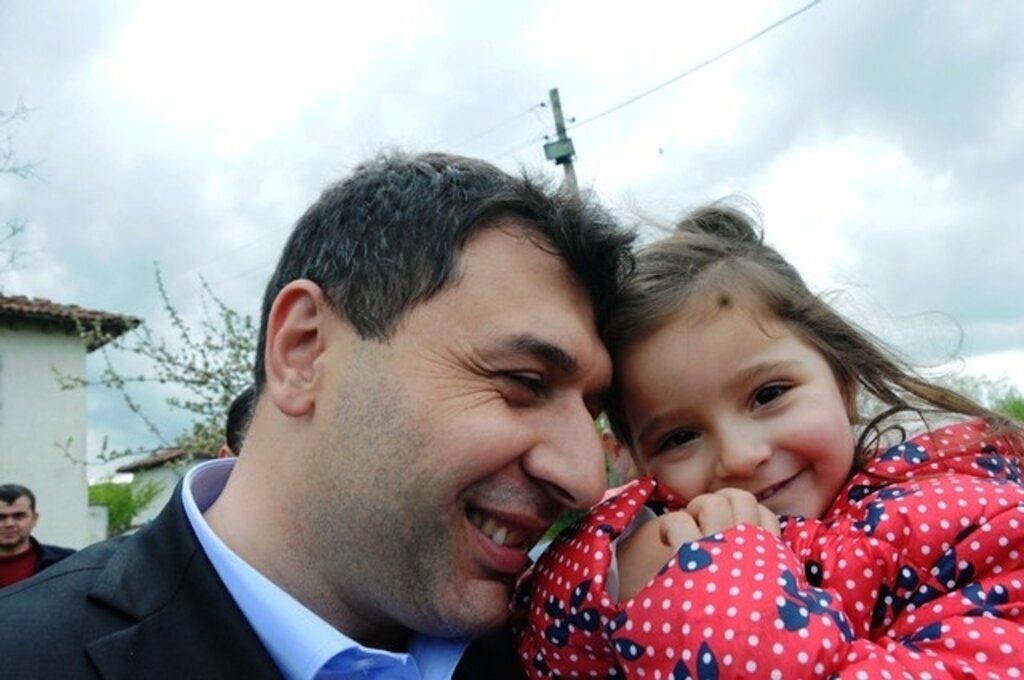 Milletvekili Adayı: H.Basri Kurt Türkiye vites büyütüyor