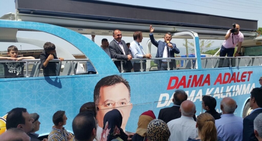 Milletvekili Adayı Hocaoğlu Başaran Mahallesi mitingde destek istedi