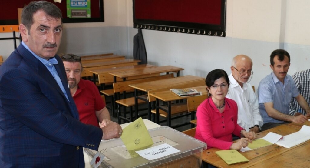 Milletvekili Adayı Köktaş oyunu kullandı