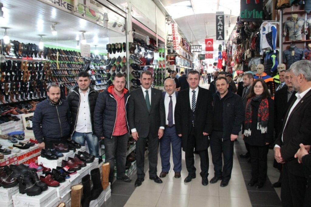 Milletvekili Adayı Köktaş sıkı çalışıyor