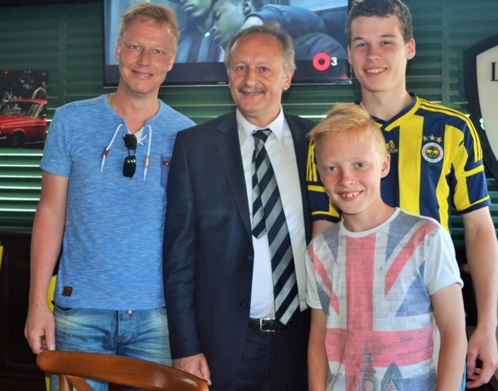 Milletvekili Adayı Özden: Bu seçimde ülkemizin kaderini çizeceksiniz