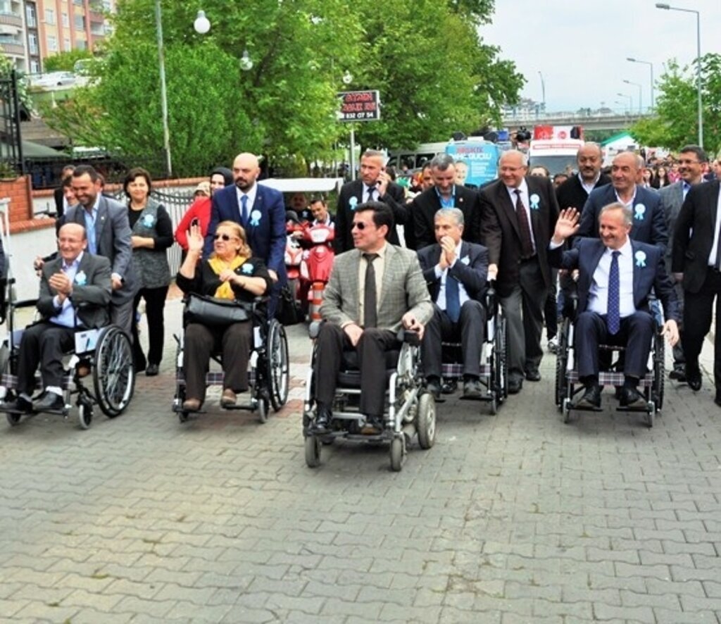 Milletvekili Adayı Özden: Engelleri kaldırıyoruz