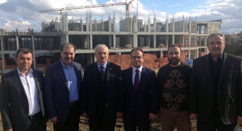 Milletvekili Ahmet Yeni hastane inşaatlarını inceledi