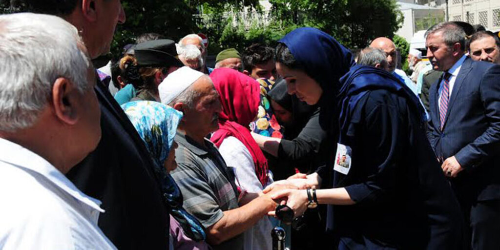 Milletvekili Karaaslan Samsunlu şehidin cenazesine katıldı