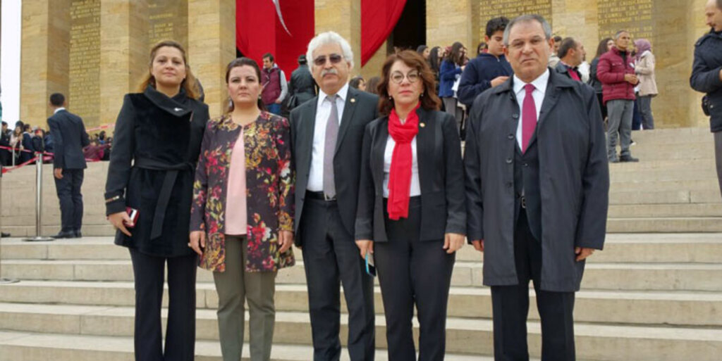 Milletvekili Kemal Zeybek Anıtkabir'de