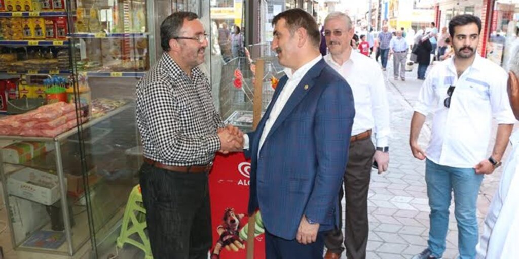 Milletvekili Köktaş esnaf ziyareti yaparak vatandaşlarla biraraya geldi