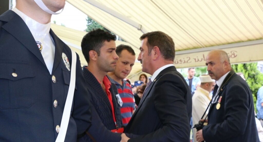 Milletvekili Köktaş Şehit ailesine taziyelerde bulundu