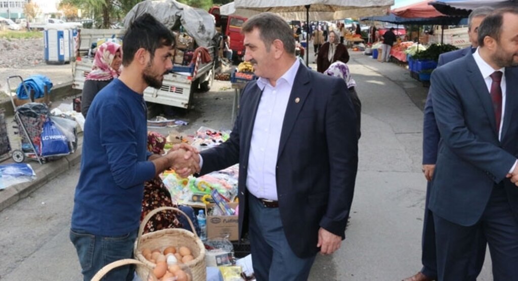 Milletvekili Köktaş'tan pazarcı esnafına teşekkür ziyareti