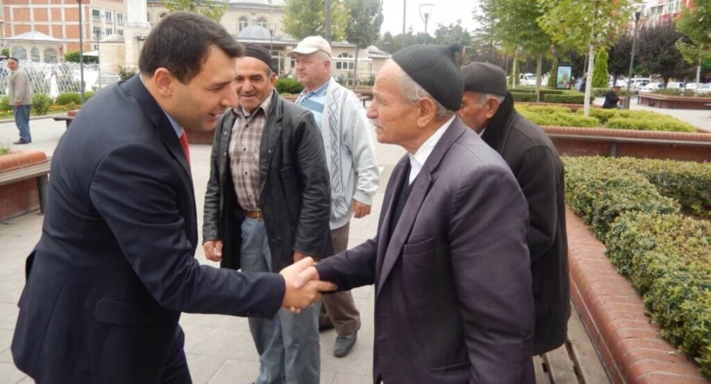 Milletvekili Kurt: 25 Mayıs Mahallesi esnafını ziyaret etti