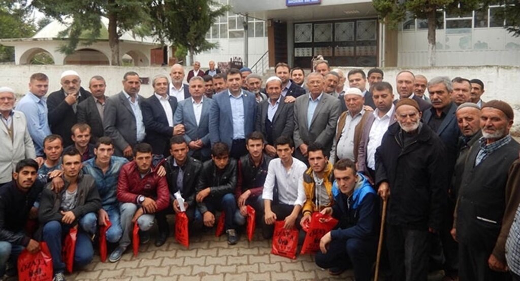 Milletvekili Kurt Vezirköprülü hemşehrilerinin desteklerini istedi