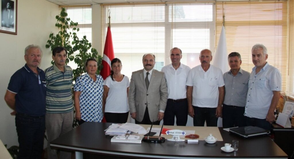 Milletvekili Usta’dan Türk Kızılayı Samsun şubesine ziyaret ve kurban bağışı