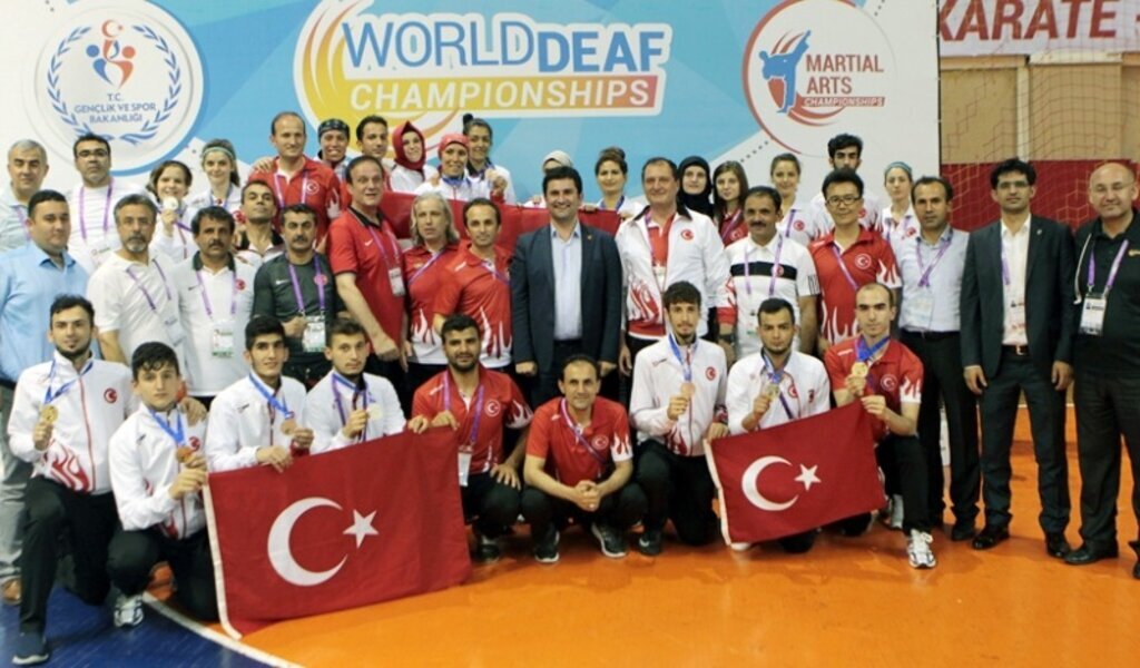 Millilerimiz Samsun’da açılışı 13 madalya ile yaptı