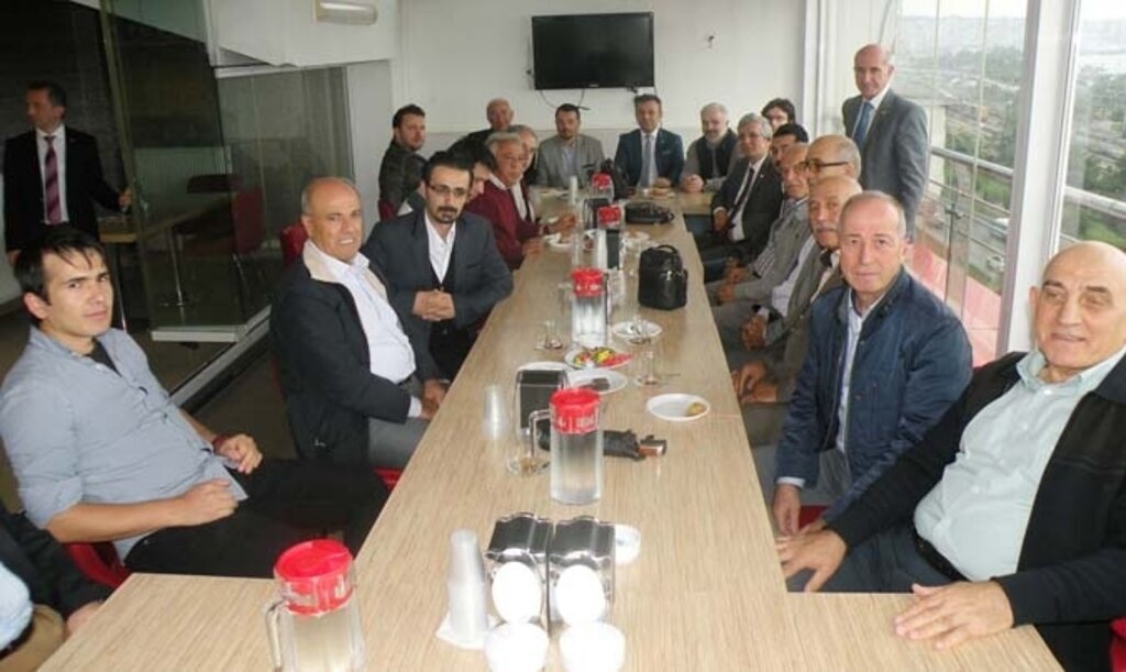 MMO'da birlik ve beraberlik içerisinde bayramlaşma