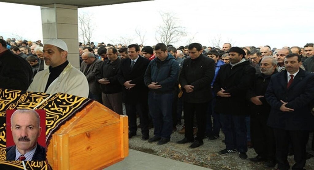 Muhtar dualarla anıldı