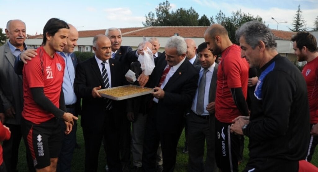 Muhtarlardan Samsunspor'a moral ziyareti