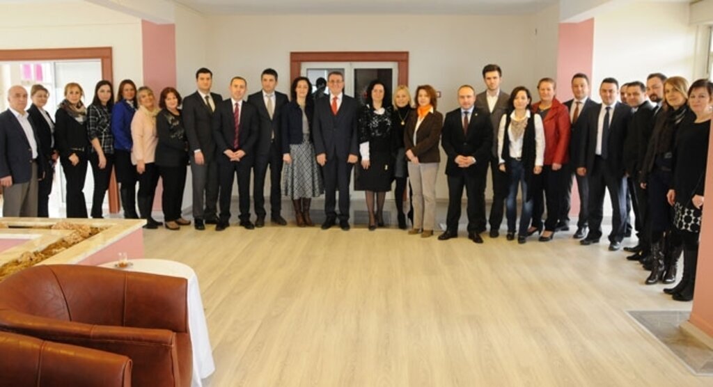 Murzioğlu: Herkes elini taşın altıda koymalı