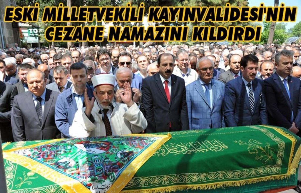 Musa Uzunkaya Kayınvalidesi'nin cenazesini kıldırdı