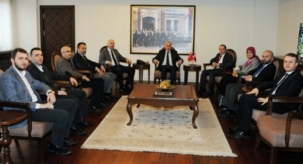 MÜSİAD yeni yönetimi Vali Şahin'i ziyaret etti