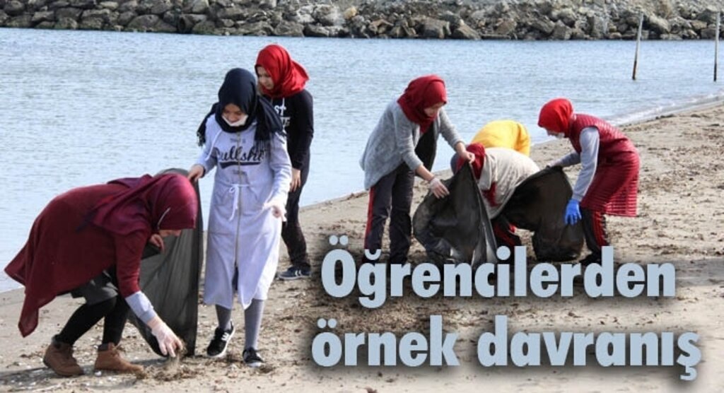 Öğrenciler sahilde temizlik yaptılar
