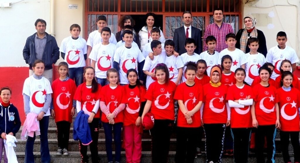 Öğrencilere 'Madde Bağımlılığı ve Ergen Psikolojisi' semineri
