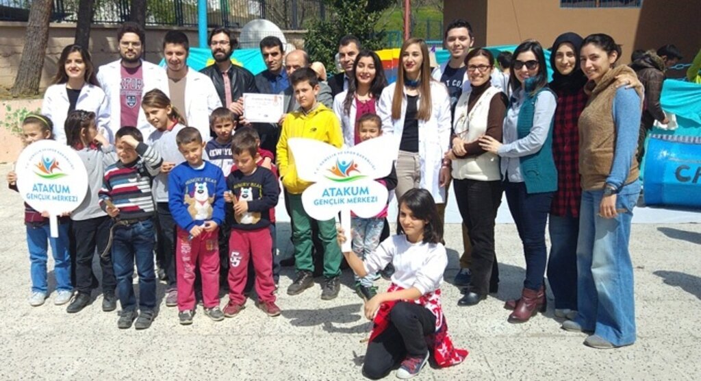 Öğrencilere sağlıklı beslenme eğitimi