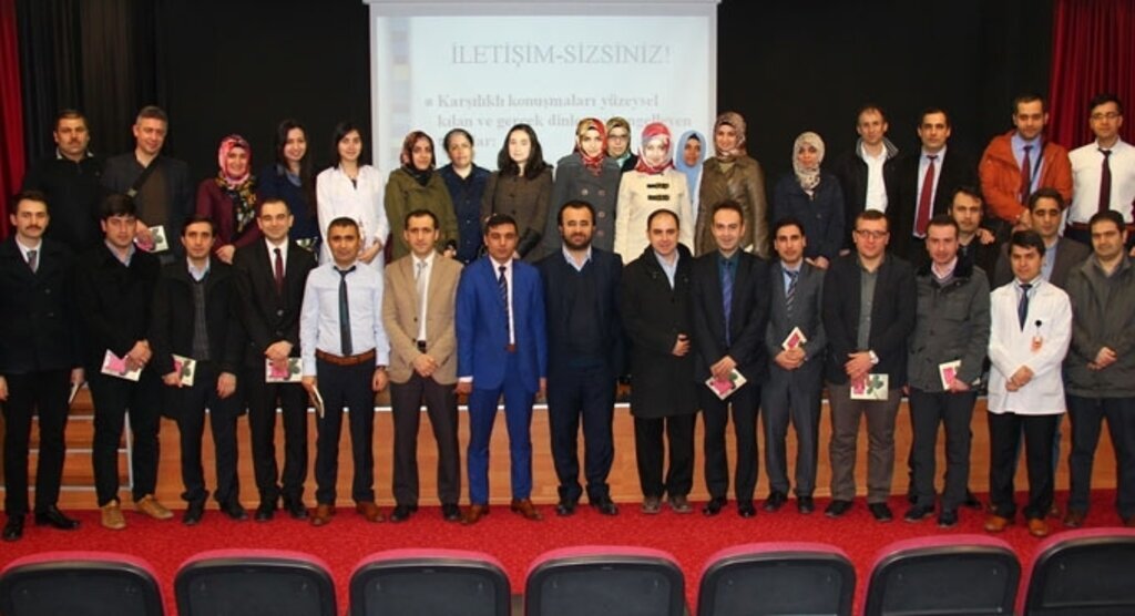 'Öğretmen Sınıfın En Çalışkan Öğrencisidir'