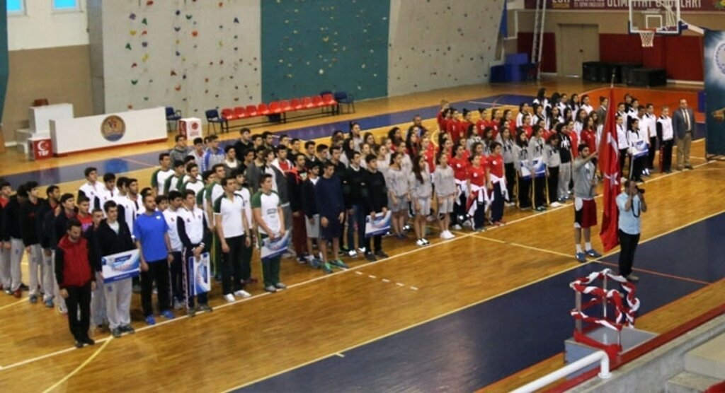 OKULSPORLARI BASKETBOL GENÇLER (A) YARI FİNAL MÜSABAKALARI SAMSUN'DA BAŞLADI