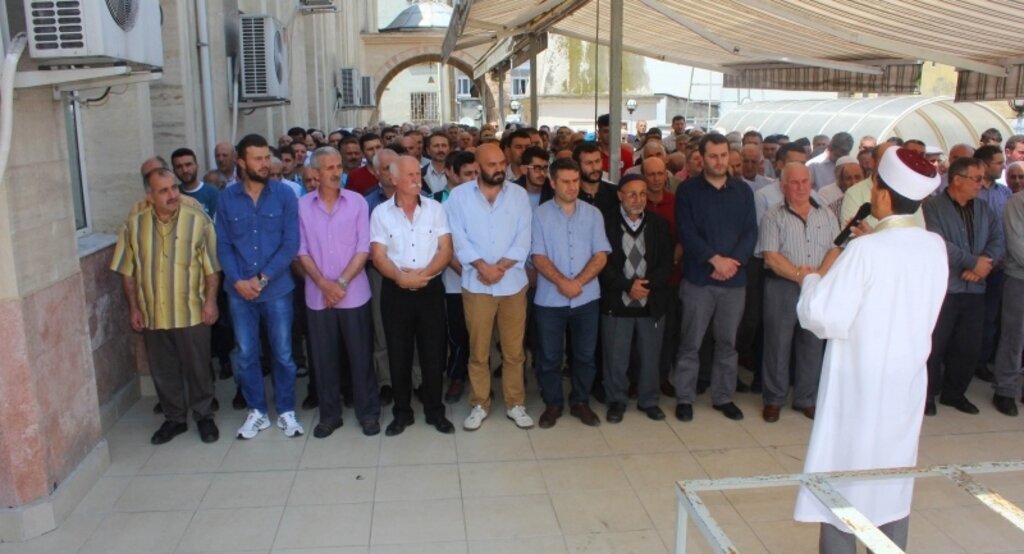 Öldürülen Uygur Türkleri için gıyabi cenaze namazı kılındı