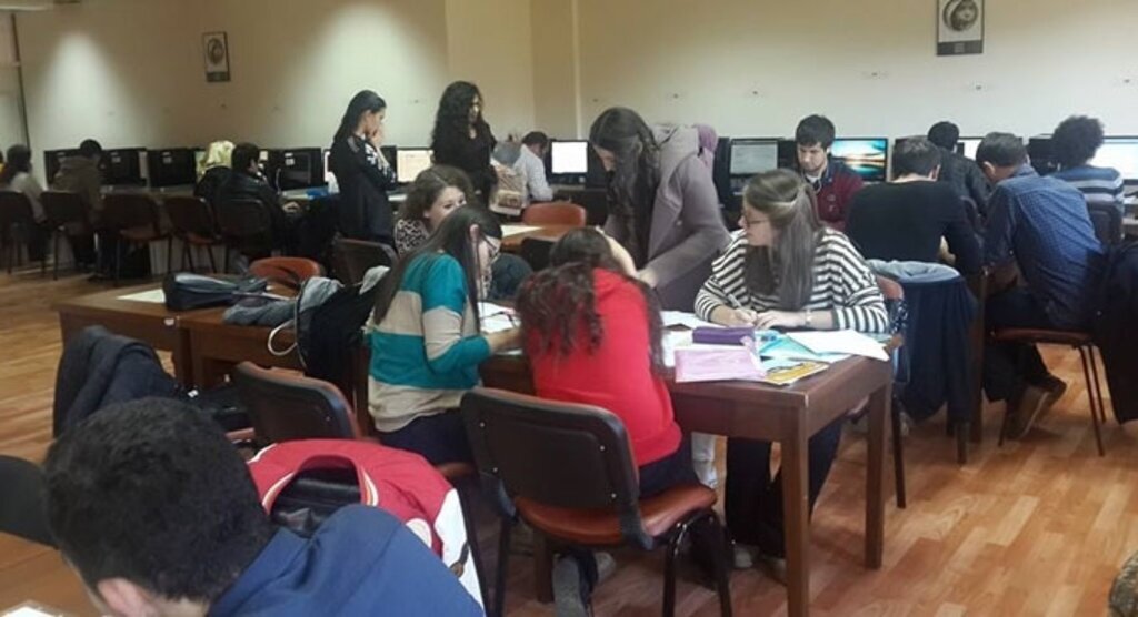 OMÜ Merkez Kütüphanesi 24 Saat Hizmet Veriyor