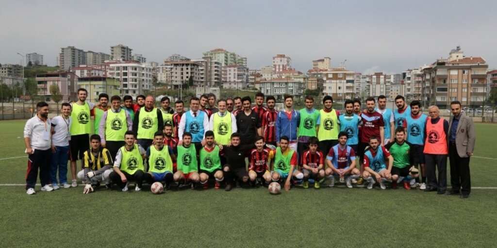 OMÜ Öğrenci Konseyi Futbol Turnuvasında başlama vuruşu Başkan Taşçı'dan