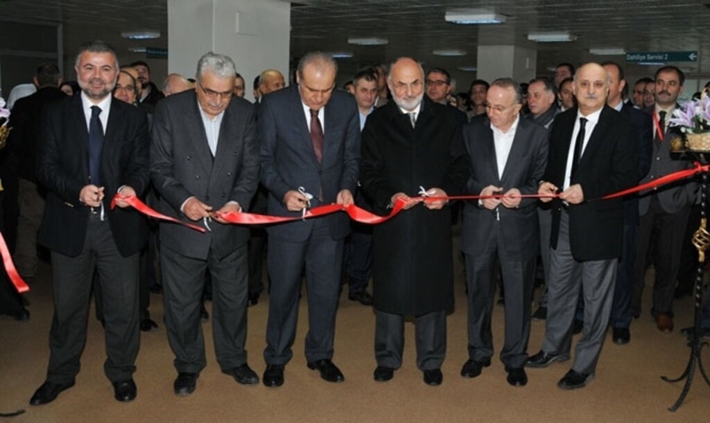 OMÜ Tıp Fakültesi Hastanesi’nde Yenilenen Servis ve Üniteler Hizmete Açıldı