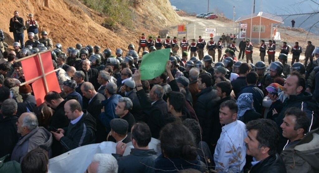 Ordu’da, çevreciler ile güvenlik güçleri arasında arbede