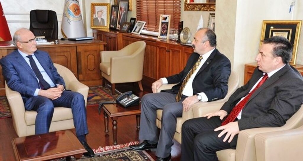 Ortaköy Heyeti Başkan Yılmaz’ı Ziyaret Etti