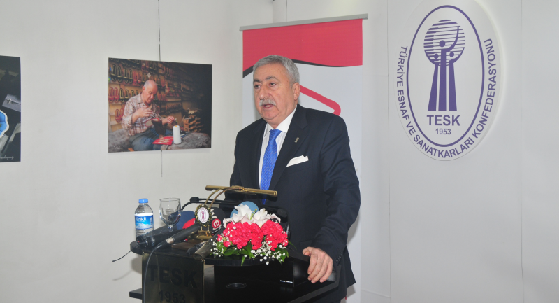 Palandöken: ‘Acilen benzinde motorinde indirim yapılması gerekir’