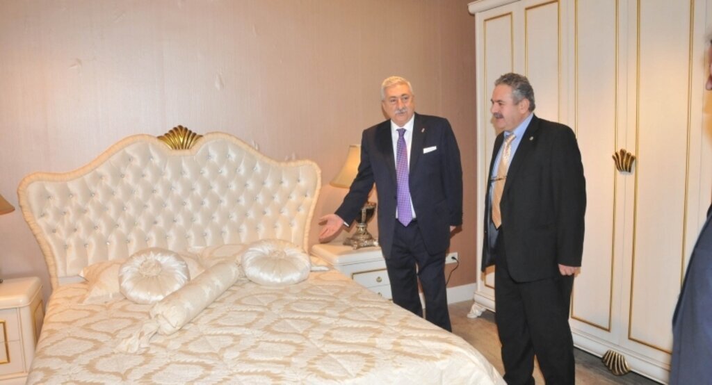 Palandöken: ‘Gençlere evililik kredisi yeniden verilmeli’