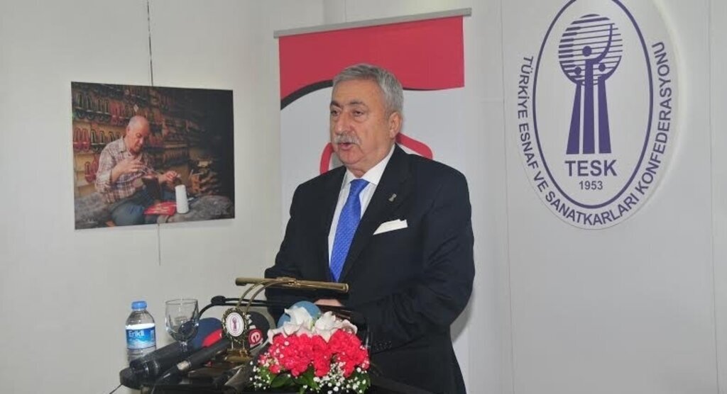 Palandöken: ‘Şehir kimliğini esnaflar oluşturur’