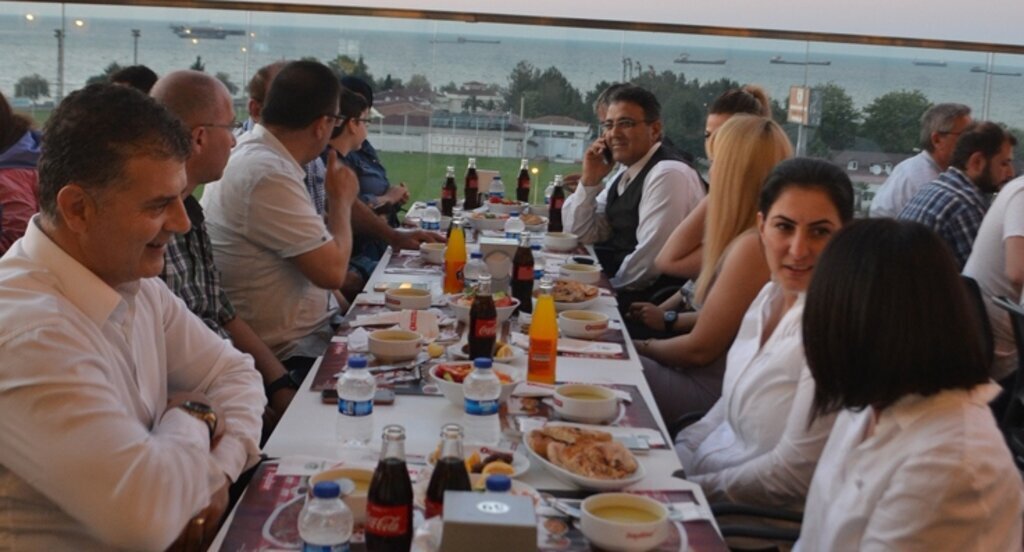 Piazza AVM iftarda gazetecileri ağırladı