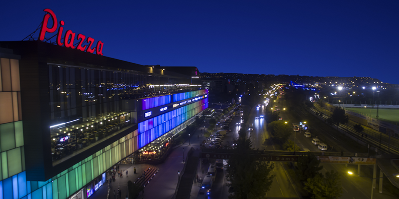 Piazza AVM yeni mağazalarıyla herkesi bekliyor