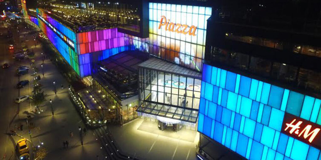 Piazza’da Alışveriş yapan kazanıyor